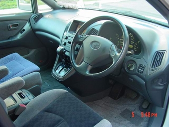 1998 Toyota Harrier