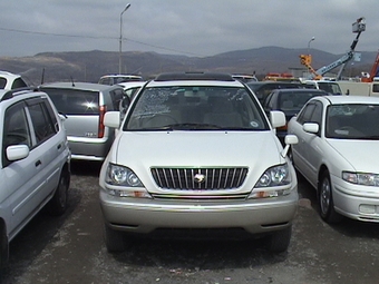 1998 Toyota Harrier