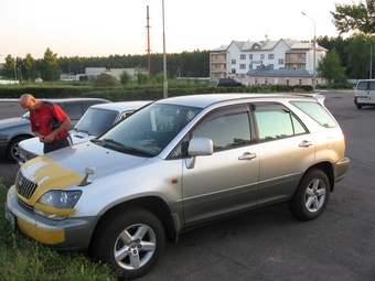 1998 Toyota Harrier