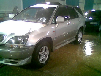 1998 Toyota Harrier