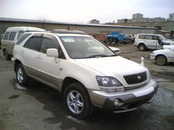 1998 Toyota Harrier