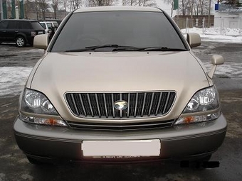 1998 Toyota Harrier