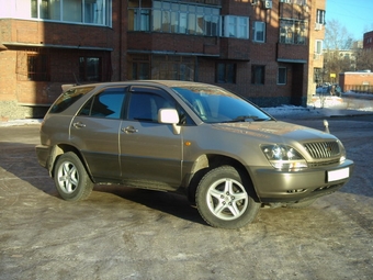 1998 Toyota Harrier