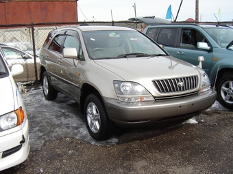 1998 Toyota Harrier