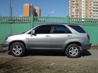 1998 Toyota Harrier