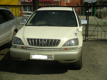 1998 Toyota Harrier