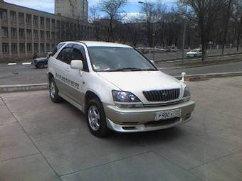 1998 Toyota Harrier