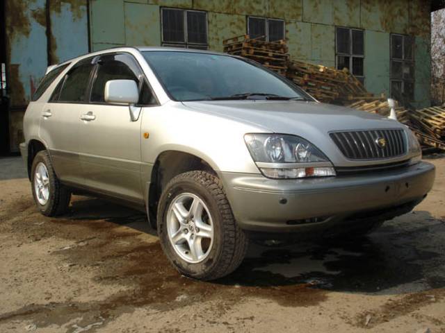 1998 Toyota Harrier