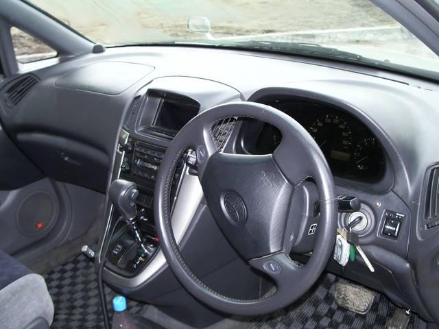 1998 Toyota Harrier