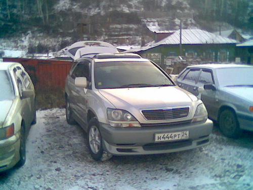 1998 Toyota Harrier