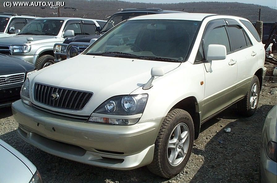 1998 Toyota Harrier