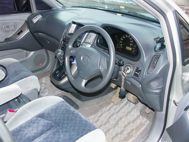 1998 Toyota Harrier