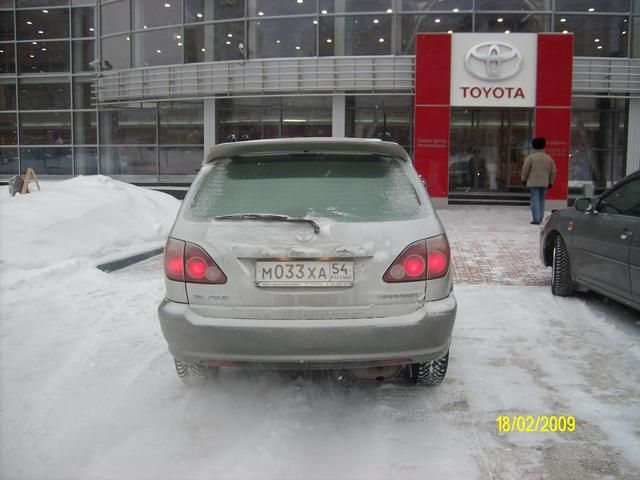 1998 Toyota Harrier