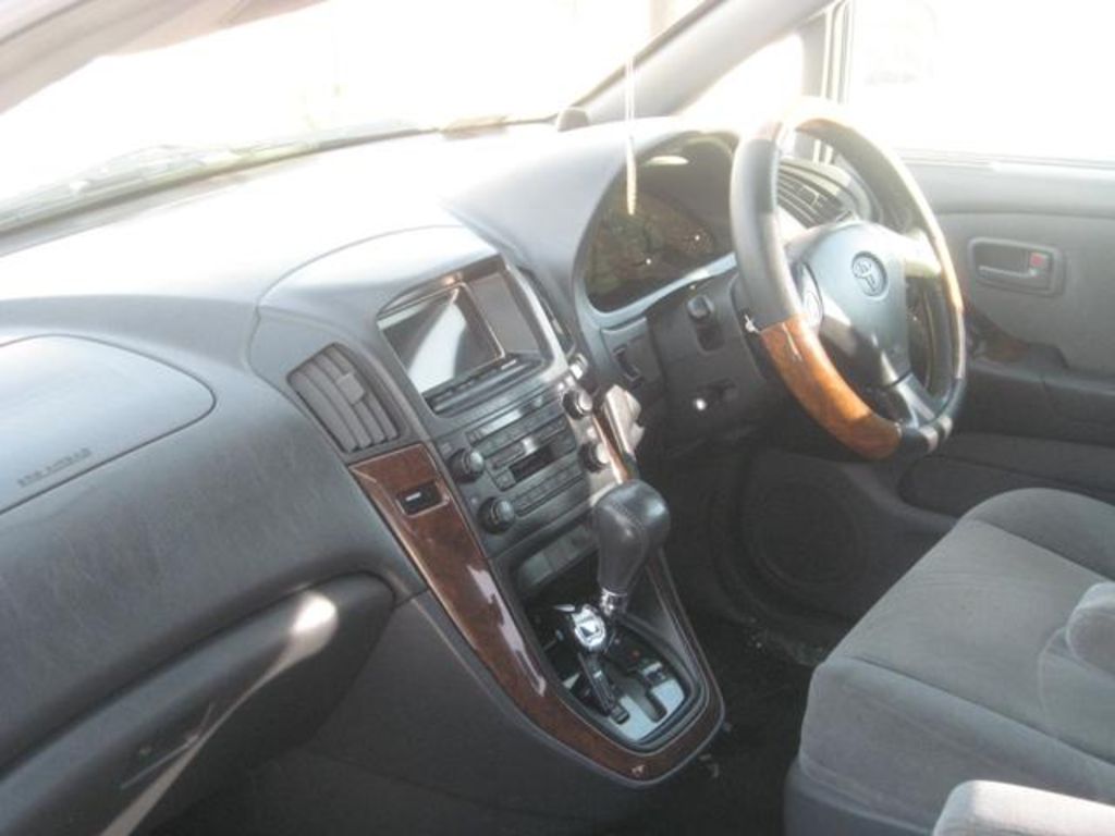 1998 Toyota Harrier