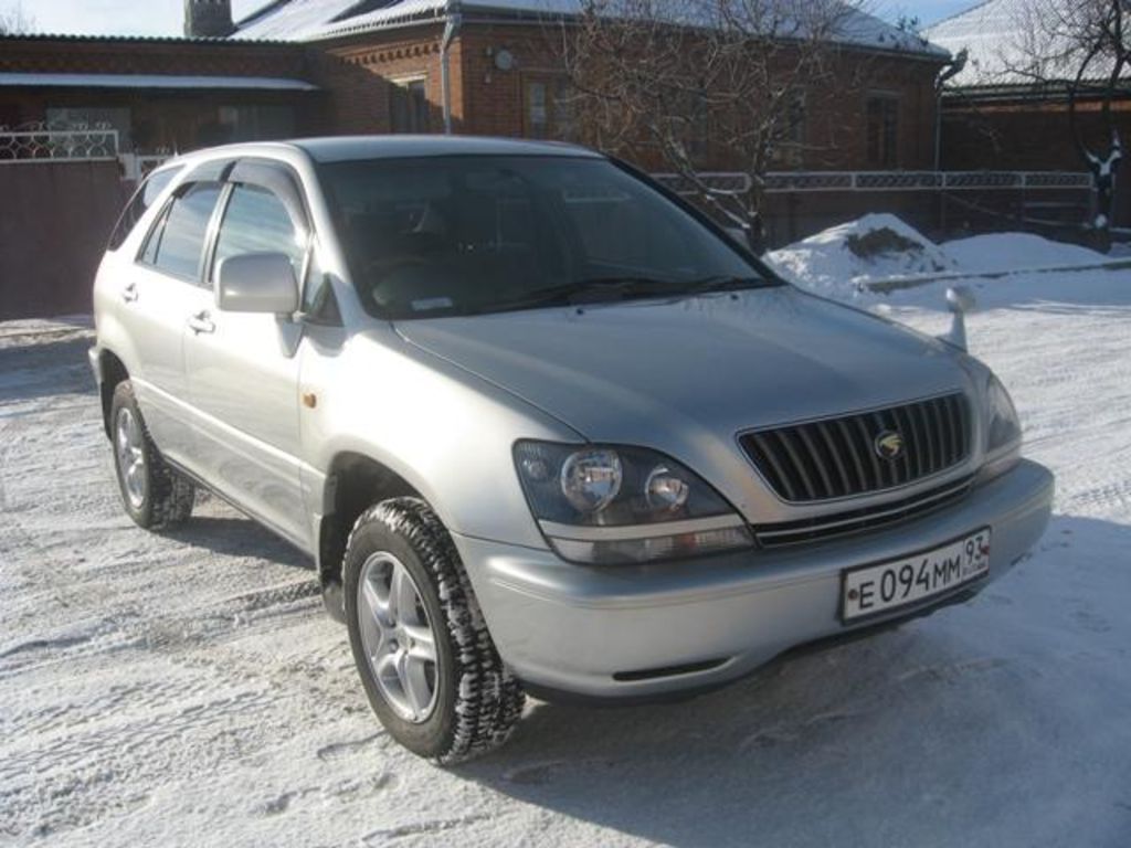 1998 Toyota Harrier