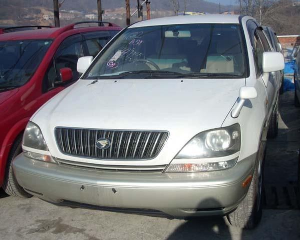 1998 Toyota Harrier