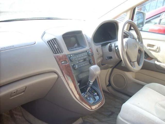 1998 Toyota Harrier