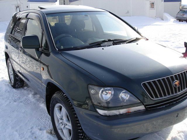 1998 Toyota Harrier