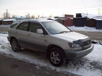 1998 Toyota Harrier