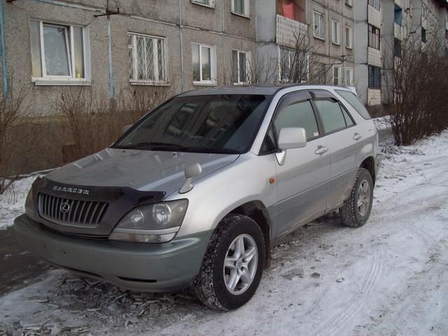 1998 Toyota Harrier