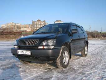 1998 Toyota Harrier