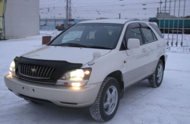 1998 Toyota Harrier