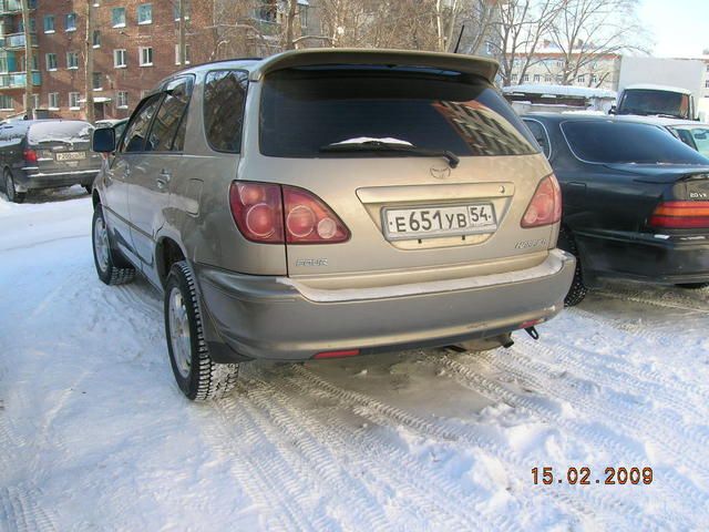 1998 Toyota Harrier