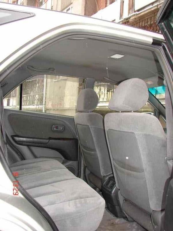 1998 Toyota Harrier