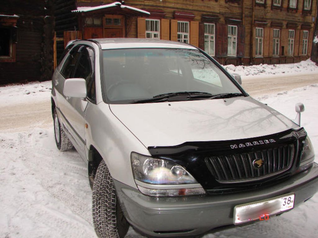 1998 Toyota Harrier