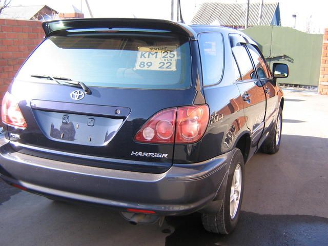 1998 Toyota Harrier