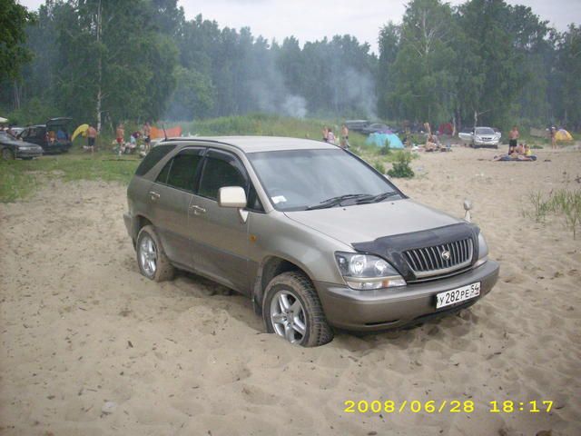 1998 Toyota Harrier