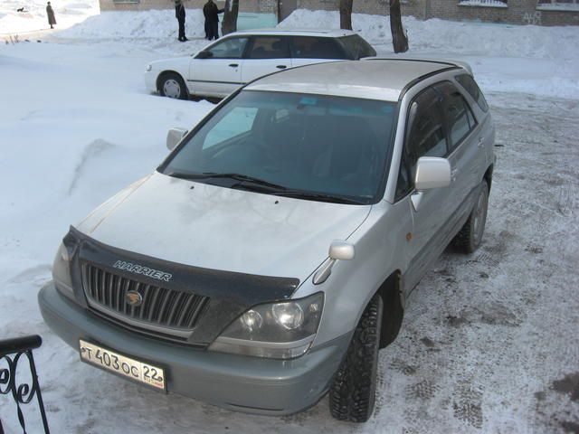 1998 Toyota Harrier