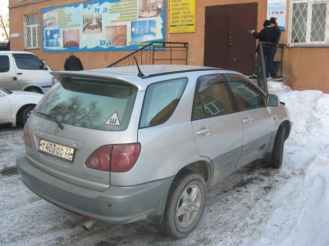 1998 Toyota Harrier