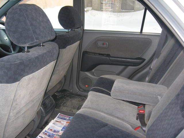 1998 Toyota Harrier