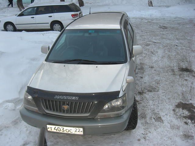 1998 Toyota Harrier