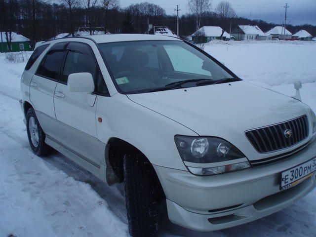 1998 Toyota Harrier