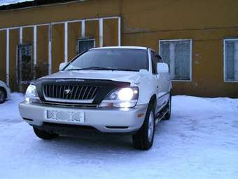 1998 Toyota Harrier