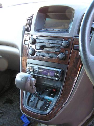 1998 Toyota Harrier