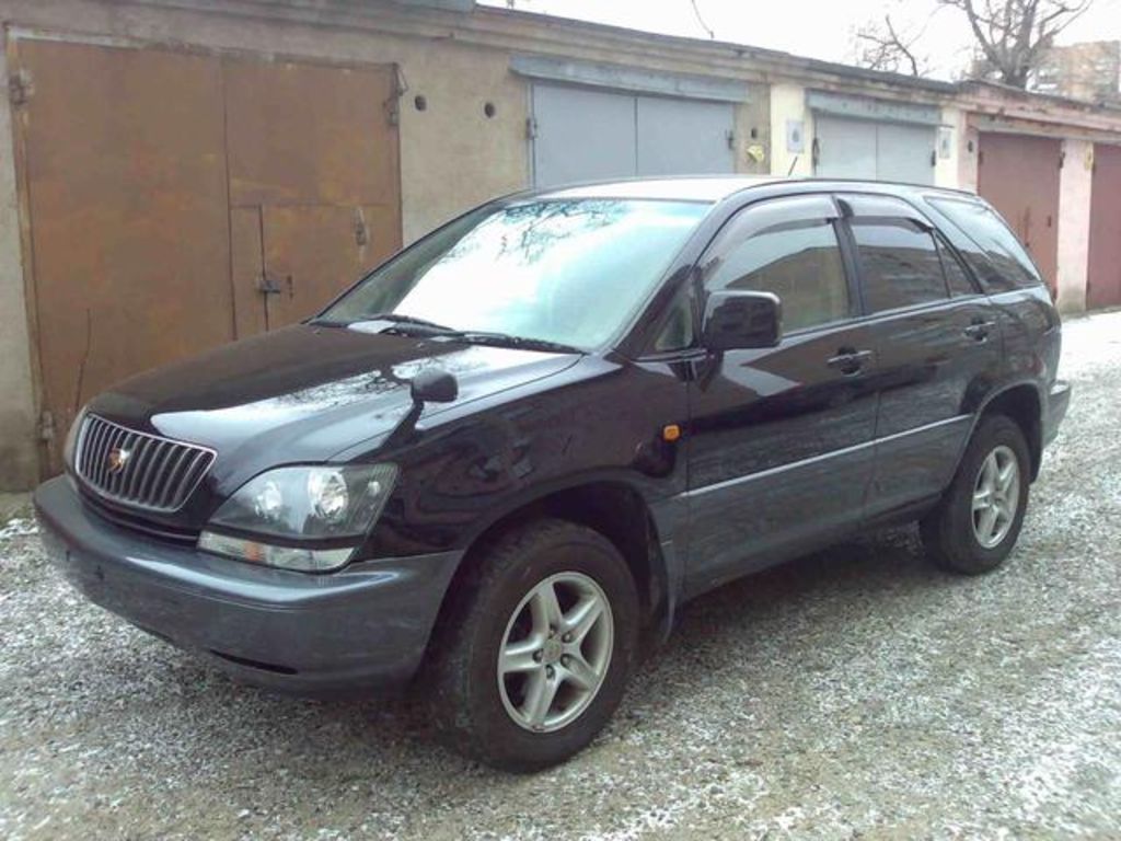 1998 Toyota Harrier