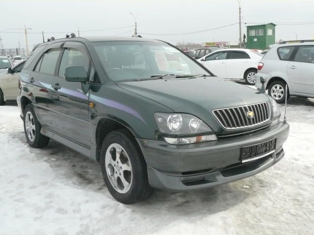 1998 Toyota Harrier