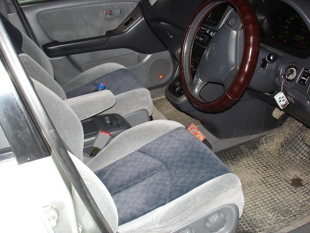 1998 Toyota Harrier