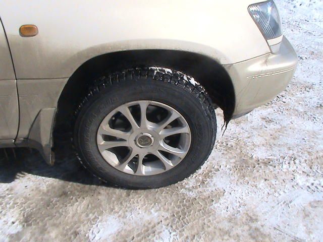1998 Toyota Harrier