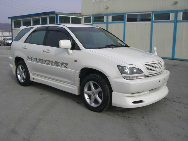 1998 Toyota Harrier