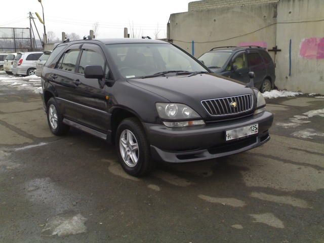 1998 Toyota Harrier