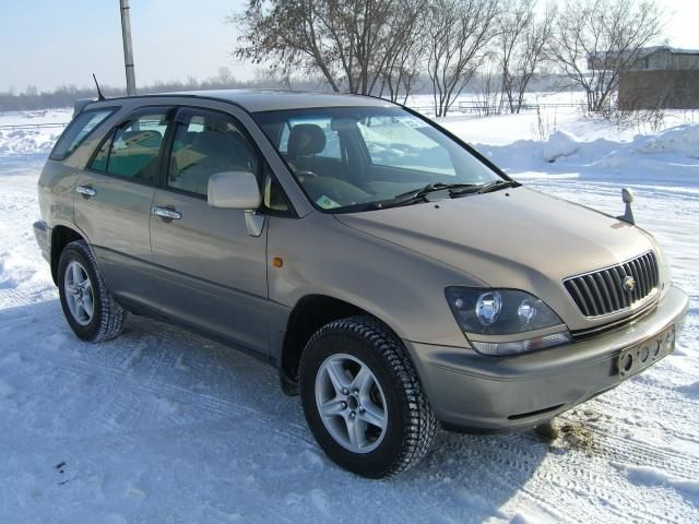 1998 Toyota Harrier