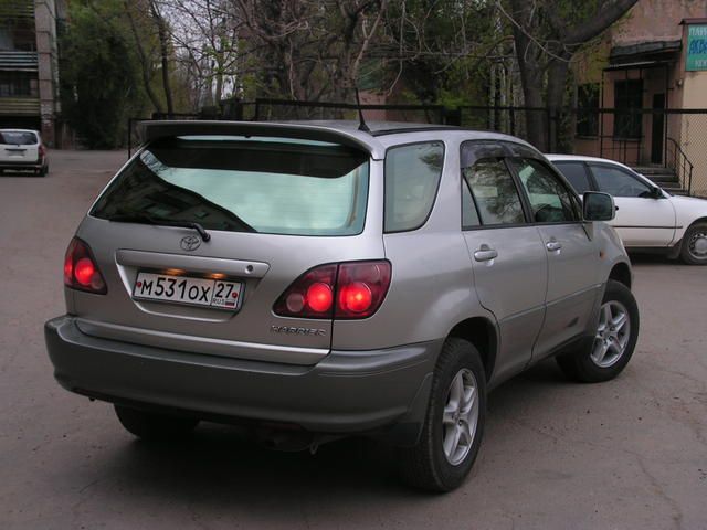 1998 Toyota Harrier