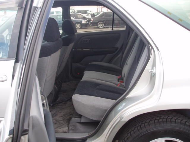 1998 Toyota Harrier