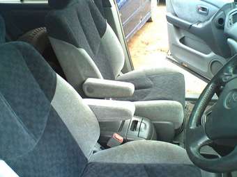 1998 Toyota Harrier