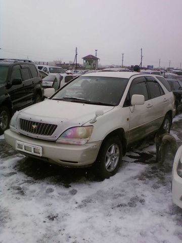 1998 Toyota Harrier