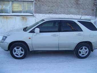 1998 Toyota Harrier